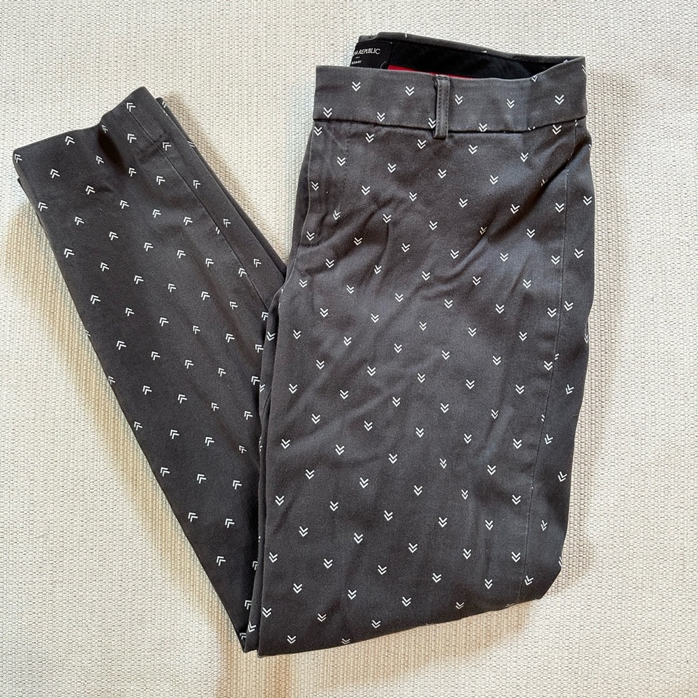 Banana Republic Sloan fit trousers, size 2